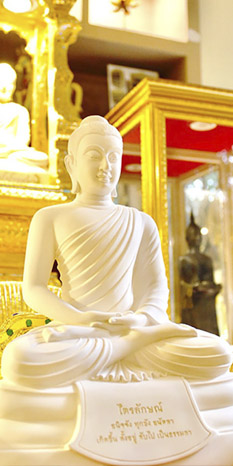 พระพุทธรูปปางสมาธิ-หน้าตัก7นิ้ว-ฐานองค์พระ-กว้าง10นิ้ว