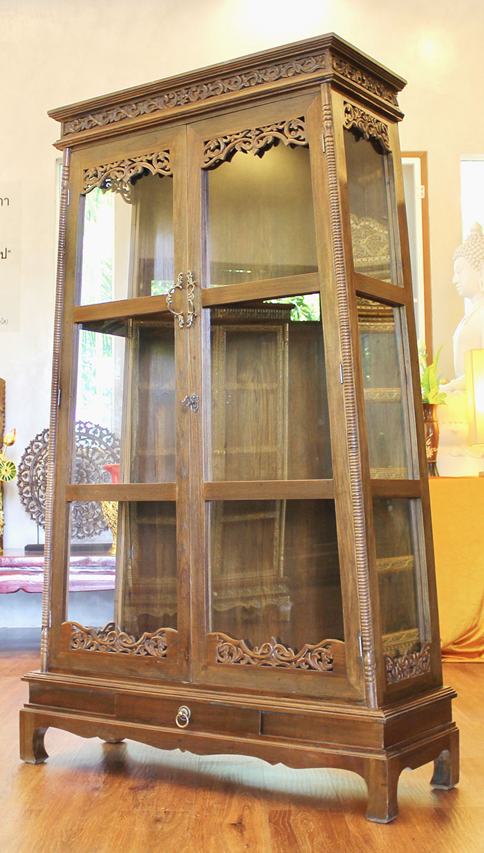 ตู้พระไตรปิฎกไม้สัก ทั้ง่หลัง ทรง A สำหรับบรรจุหนังสือพระไตรปิฎกแบบ45เล่มภาษาไทย ราคา 11000 บาท 