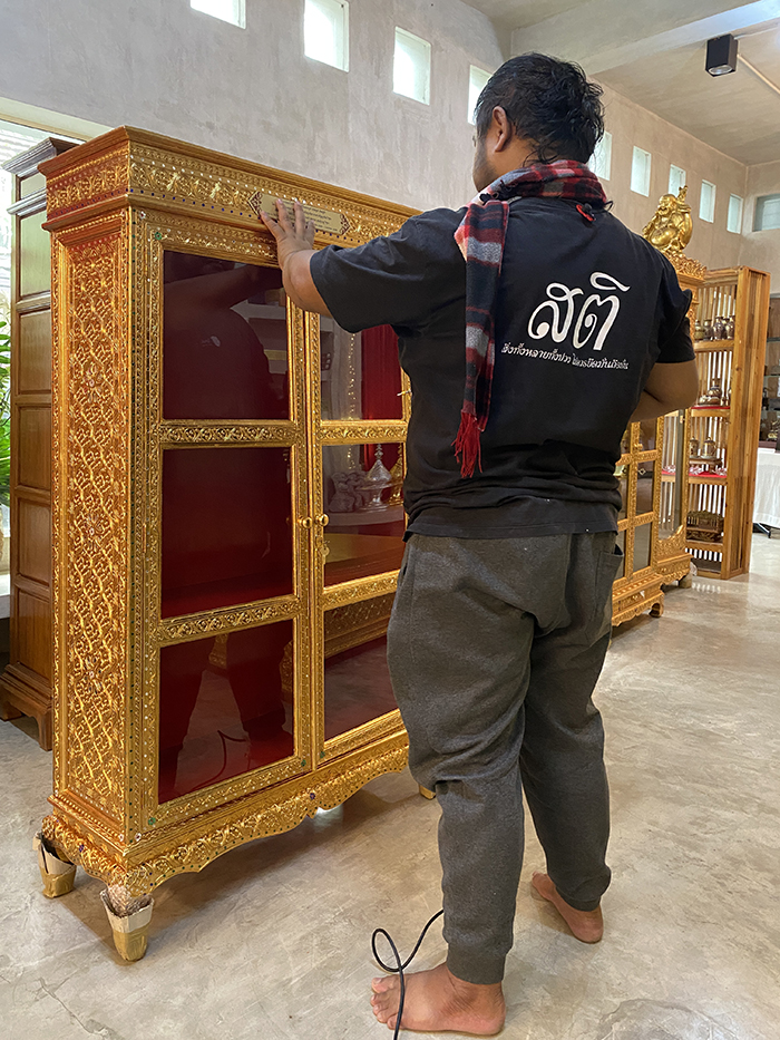 ตู้พระไตรปิฎก ราคา 10000 หนังสือพระไตรปิฎก ภาษาไทย 15000 บาท (บริการจัดส่งทั่วประเทศ)