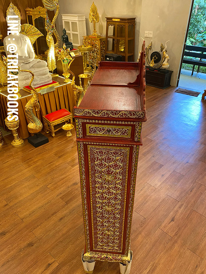 ตู้พระไตรปิฎกสีแดงประดับจั่วด้านบน สำหรับใส่หนังสือพระไตรปิฎก 45 เล่มภาษาไทย
ราคาตู้พระไตรปิฎก 9,500.-
