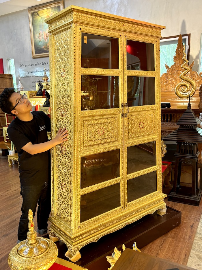 ตู้พระไตรปิฎก ไม้สักทั้งหลัง "คาดทอง" ราคา 35000