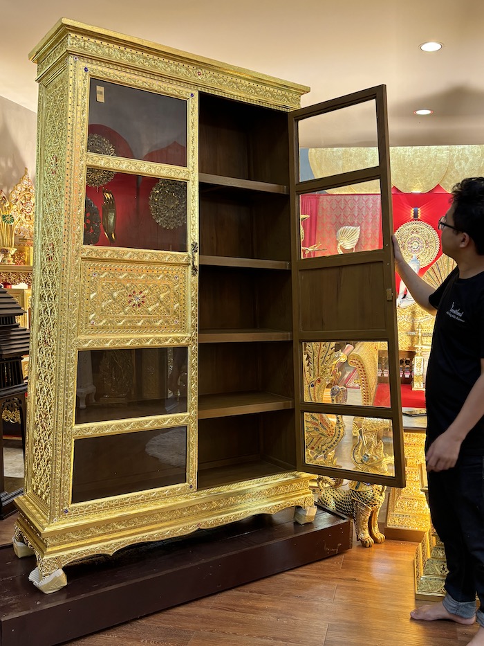 ตู้พระไตรปิฎก ไม้สักทั้งหลัง "คาดทอง" ราคา 35000