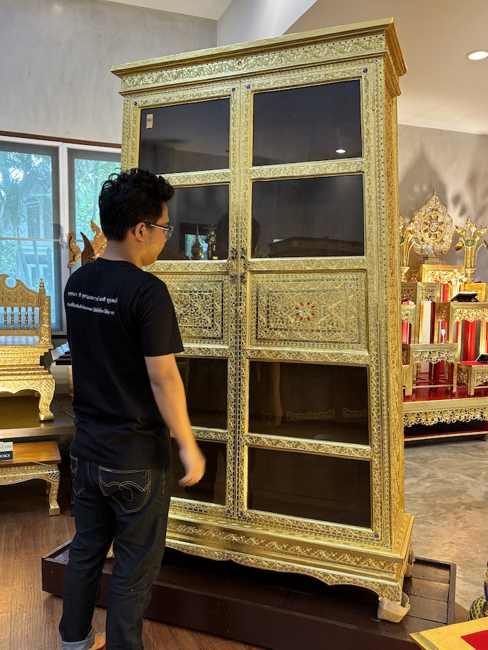 ตู้พระไตรปิฎก ไม้สักทั้งหลัง "คาดทอง" ราคา 35000