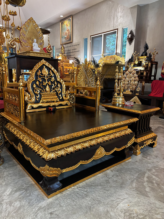 ธรรมาสน์ไม้สักแกะสลักลายดอกบัวพร้อมโต๊ะข้าง สีโอ๊คเข้ม ธรรมาสน์ไม้สักแกะสลักลายดอกบัวพร้อมโต๊ะข้าง สีโอ๊คเข้ม