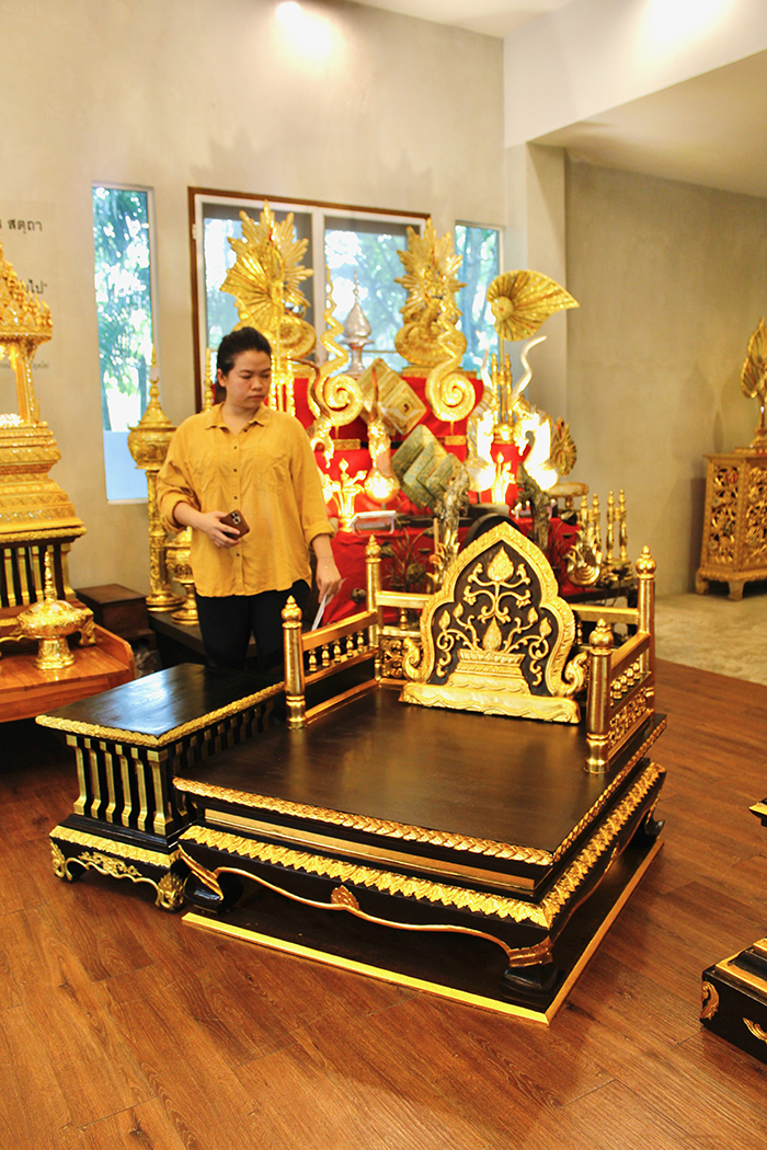 ธรรมาสน์ไม้สักพร้อมโต๊ะข้างทั้งชุด-SETสีดำ
ราคา 35,000 บาท ธรรมาสน์ไม้สักพร้อมโต๊ะข้างทั้งชุด-SETสีดำ
ราคา 35,000 บาท