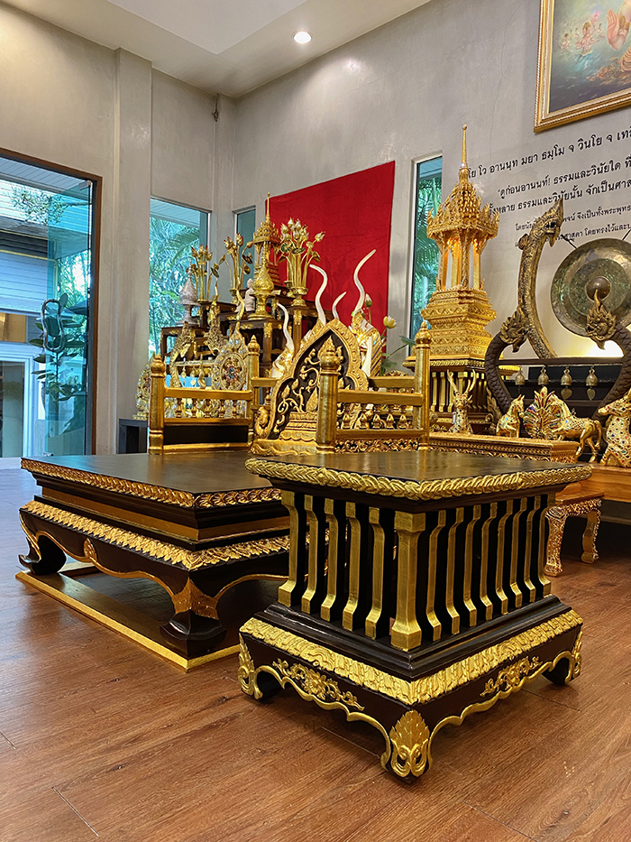 ธรรมาสน์ไม้สักพร้อมโต๊ะข้างทั้งชุด-SETสีดำ
ราคา 35,000 บาท ธรรมาสน์ไม้สักพร้อมโต๊ะข้างทั้งชุด-SETสีดำ
ราคา 35,000 บาท