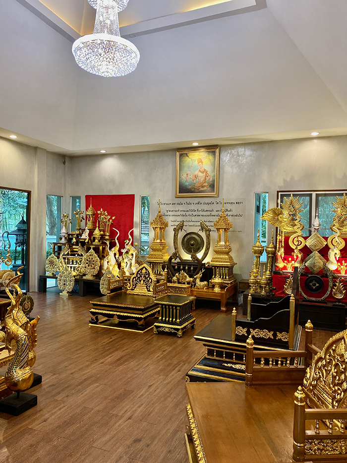 ธรรมาสน์ไม้สักพร้อมโต๊ะข้างทั้งชุด-SETสีดำ
ราคา 35,000 บาท ธรรมาสน์ไม้สักพร้อมโต๊ะข้างทั้งชุด-SETสีดำ
ราคา 35,000 บาท