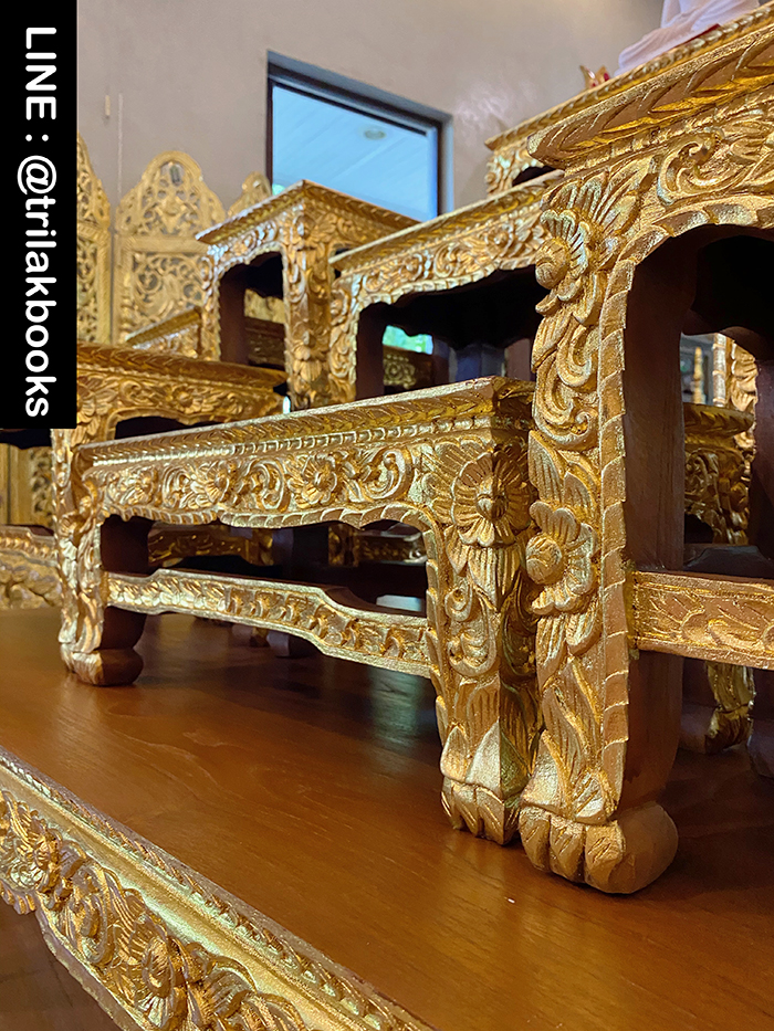 โต๊ะหมู่บูชาพระ หมู่9หน้า10 ไม้แกะสลัก ลายดอกพุดตาล ราคา 52000 บาท
