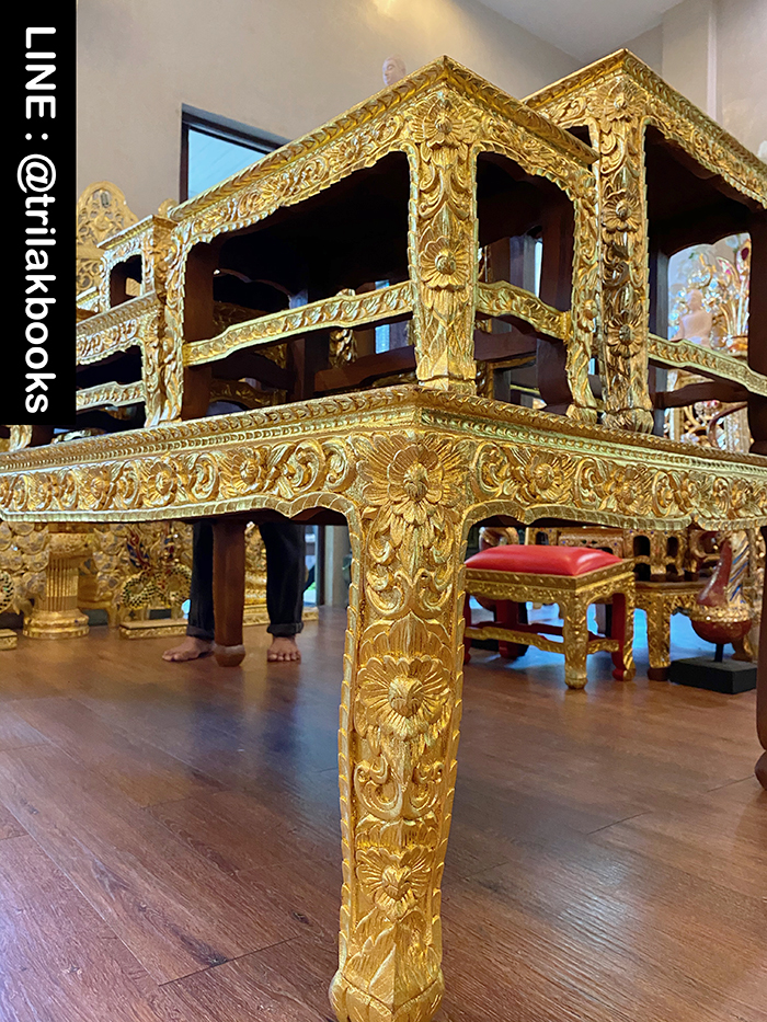 โต๊ะหมู่บูชาพระ หมู่9หน้า10 ไม้แกะสลัก ลายดอกพุดตาล ราคา 52000 บาท
