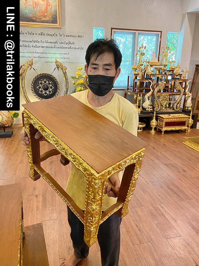 โต๊ะหมู่บูชาพระ หมู่9หน้า10 ไม้แกะสลัก ลายดอกพุดตาล ราคา 52000 บาท
