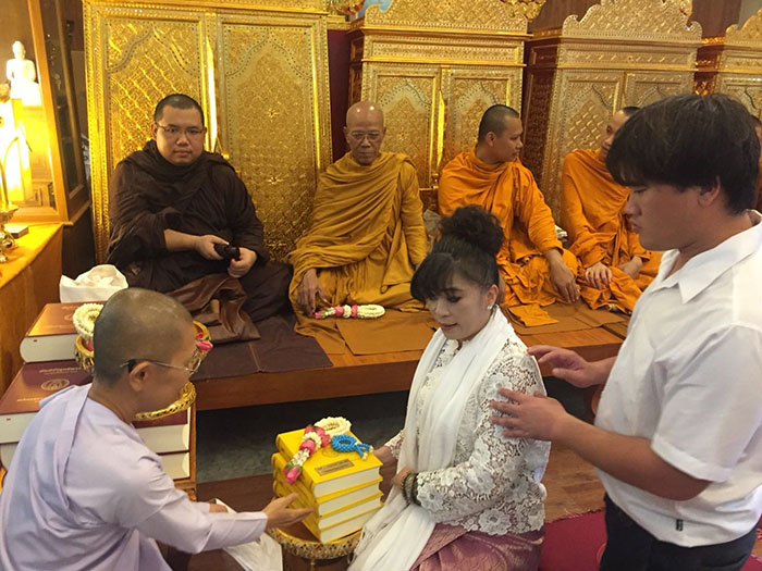 พิธีถวายหนังสือพระไตรปิฎก และ อรรถกถา ภาษาไทยทัย เมื่อวันที่ผ่านมา