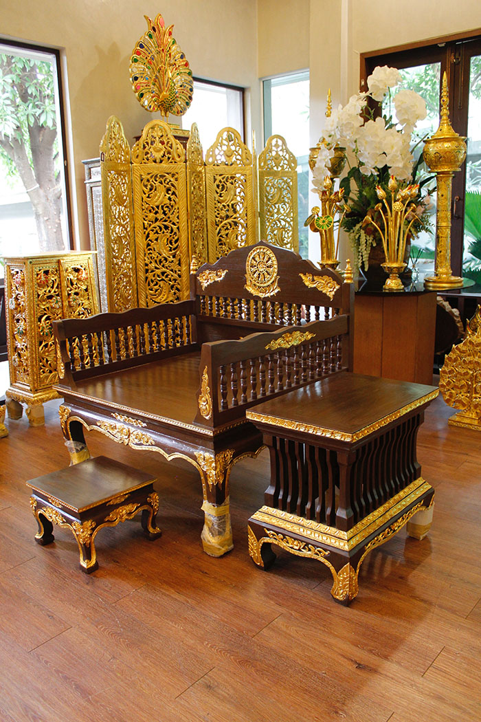 ธรรมาสน์ ที่นั่งสำหรับพระภิกษุสงฆ์ งานไม้สักแกะสลักทั้งชุด ราคา 33000 บาท ธรรมาสน์ ที่นั่งสำหรับพระภิกษุสงฆ์ งานไม้สักแกะสลักทั้งชุด ราคา 33000 บาท