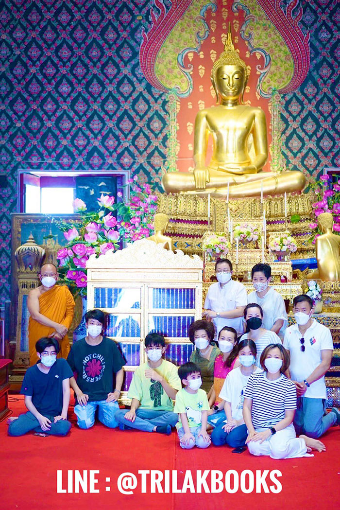 ตู้พระไตรปิฎก ปิดทอง สำหรับใส่หนังสือพระไตรปิฎก 91 เล่ม ภาษาไทย ตู้พระไตรปิฎก ปิดทอง สำหรับใส่หนังสือพระไตรปิฎก 91 เล่ม ภาษาไทย