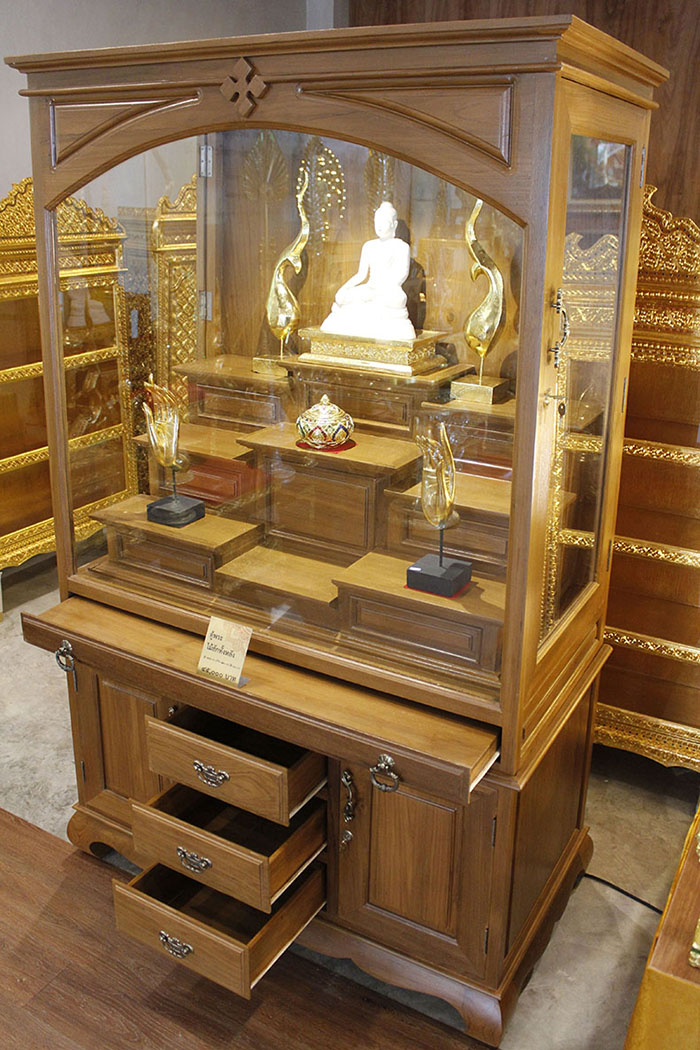 ตู้พระ สำหรับ วางองค์พระพุทธรูป
กระจกหนา อย่างดี ทั้ง 3 ด้าน ขนาดใหญ่
แยก 2 ชั้น