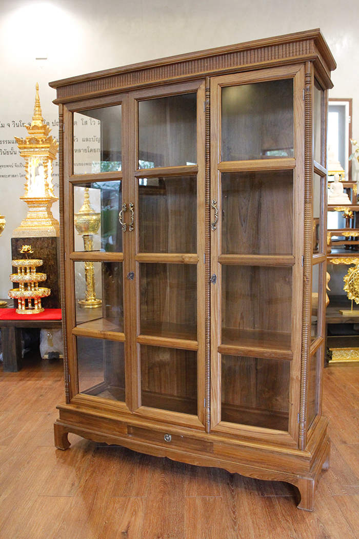 ตู้พระไตรปิฎกไม้สัก
รุ่น ประตู 3 บาน สำหรับพระไตรปิฎก 91 เล่ม