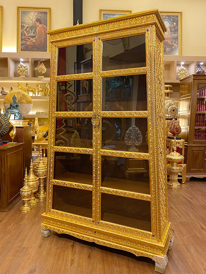 ตู้พระไตรปิฎกไม้สัก ราคา 32000 บาท