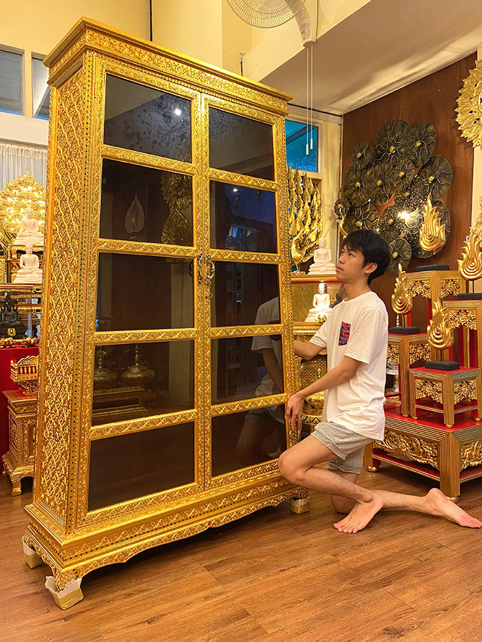 ตู้พระไตรปิฎกไม้สัก ราคา 32000 บาท