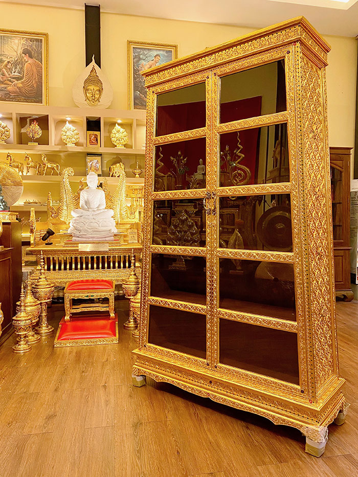 ตู้พระไตรปิฎกไม้สัก ราคา 32000 บาท
