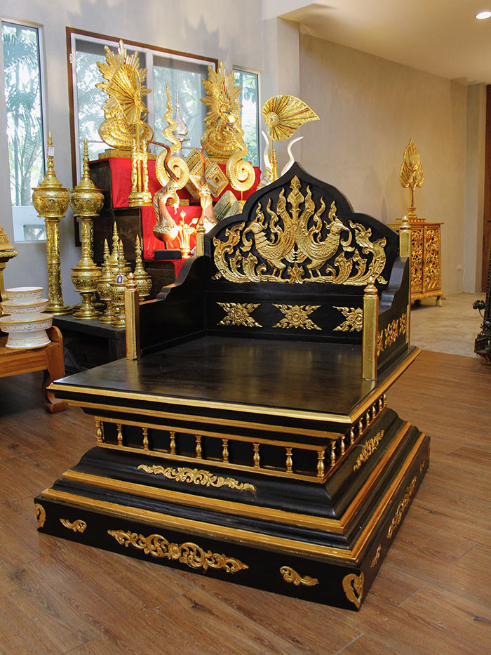 ธรรมาสน์ไม้สักแกะสลักสีดำ35000บาท ธรรมาสน์ไม้สักแกะสลักสีดำ35000บาท