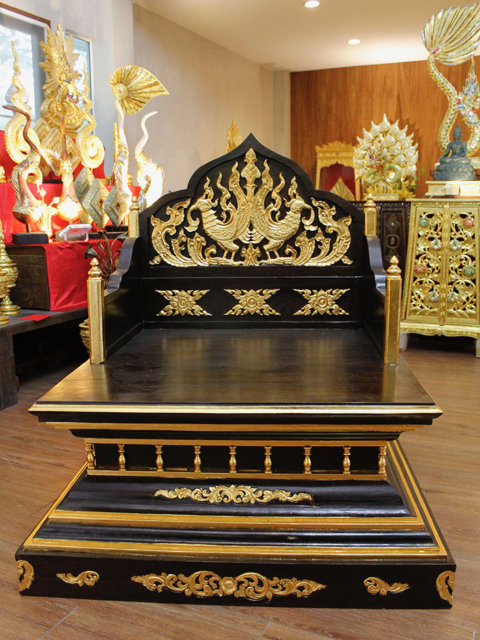 ธรรมาสน์ไม้สักแกะสลักสีดำ35000บาท ธรรมาสน์ไม้สักแกะสลักสีดำ35000บาท
